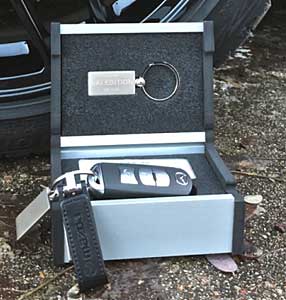 Mazda MX-5 Aki Edition - Miniature 8